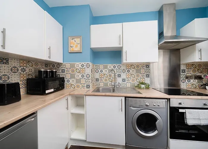 Soho Apartments F2